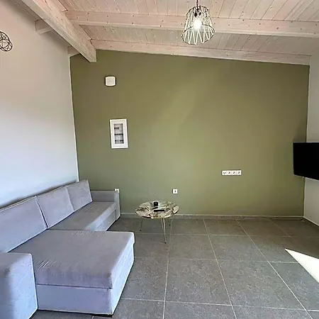 Eris - 2 Bedroom *